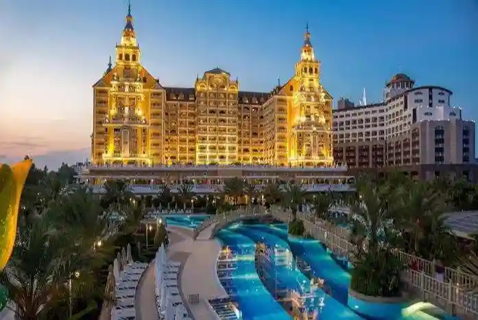 قیمت هتل‌ های لوکس آنتالیا