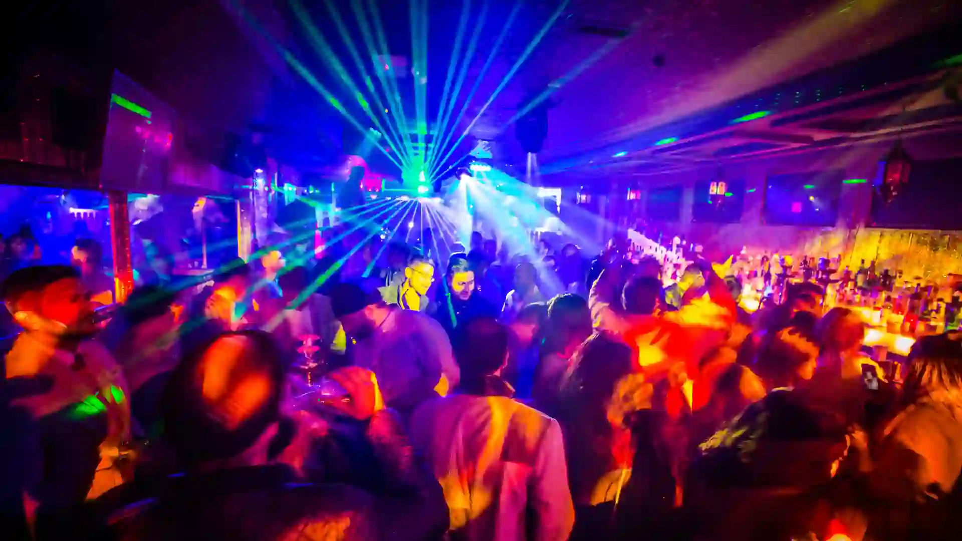 معرفی بهترین کلاب های استانبول