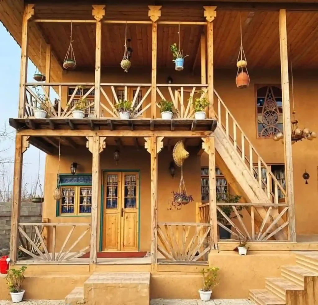 اقامتگاه بوم‌ گردی می‌جان خمام