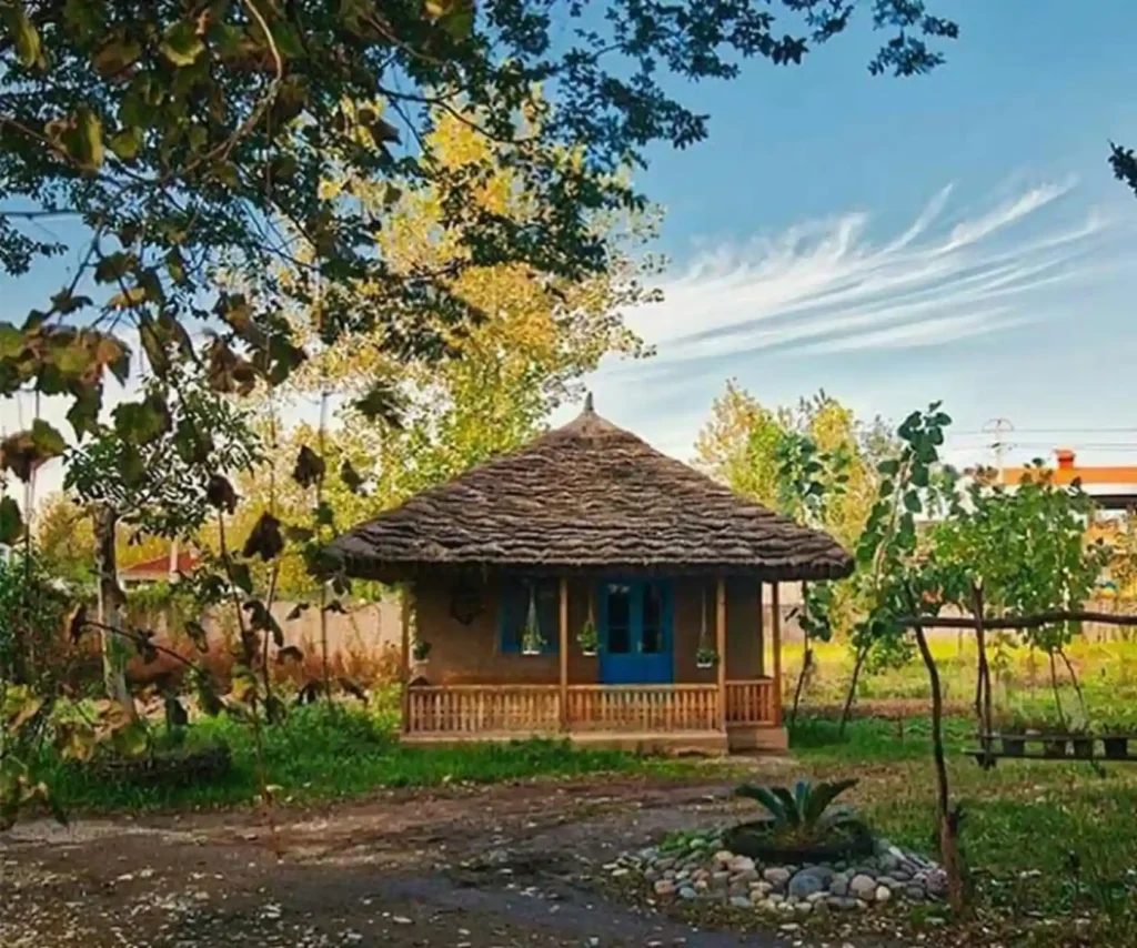  اقامتگاه بوم‌گردی تلارخانه بردبار – خمام