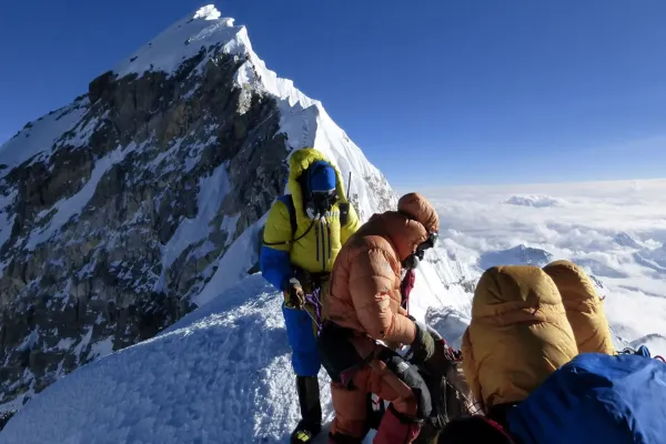 میراث تاریخی و جستجوی مالوری و اروین