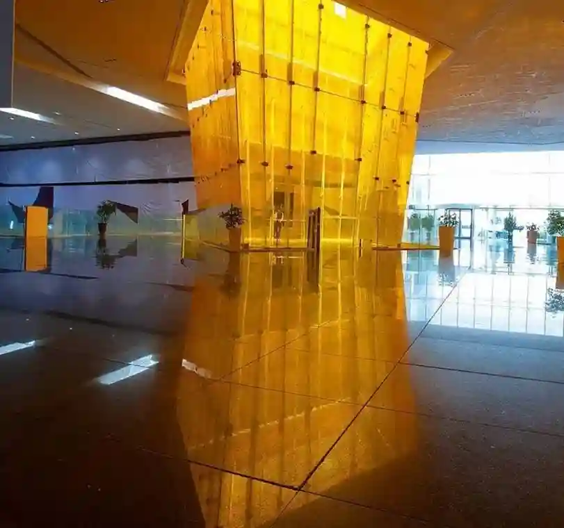 ایوان اشراق ایران مال