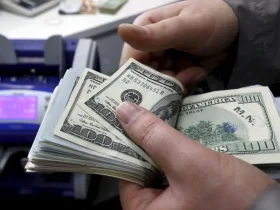 سقوط دلار از کانال ۱۶۰؛ مذاکرات سوئیس و آتش‌بس لبنان بازار ارز را کاهشی کرد